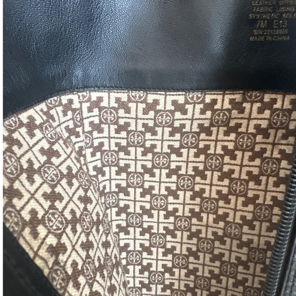 Tory Burch Kiernan Black Leather Riding Boots Gold Logo Knee High 7